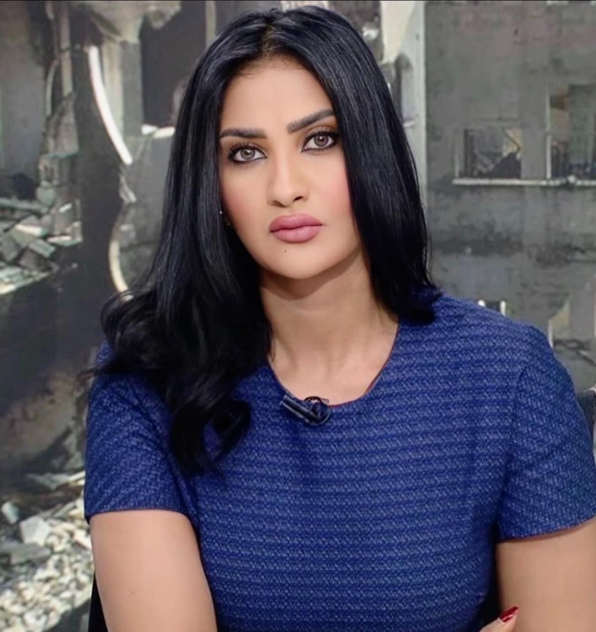 بالصور.. المذيعة تسابيح خاطر ترد على سخرية الجمهور بتدوينة غاضبة: (أترفع عن الرد على كل تفاهة أو تطاول.. إحترامي للمحترمين ولا سلام ولا راحة ولا هناء لغيرهم)