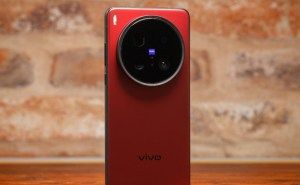 تكنولوجيا: شهادة جديدة تؤكد الإطلاق العالمي لهاتف vivo X300 Ultra رسميًا