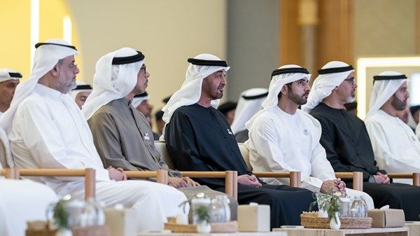 رئيس الدولة والشيوخ يشهدون جلسة وطنية في الذكرى الرابعة ليوم العزم «17 يناير»