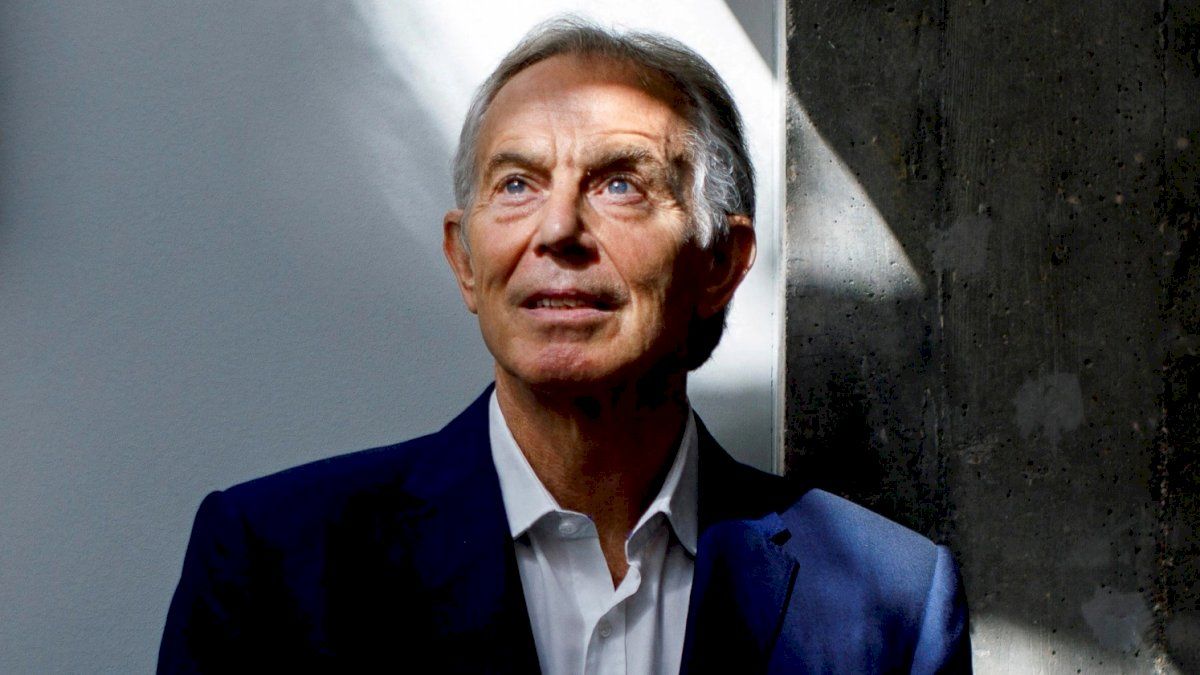 "كذبة العراق".. كابوس يطارد توني بلير العائد إلى أضواء الشرق