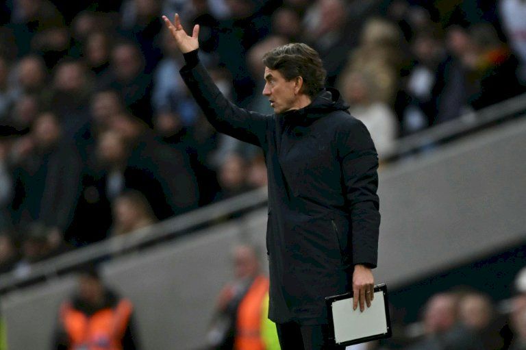 روميرو قائد توتنهام يعترف بـ"لحظة كارثية" مع اقتراب إقالة المدرب فرانك