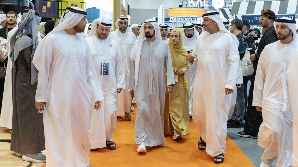 محمد بن راشد يزور معرض «عالم القهوة دبي»