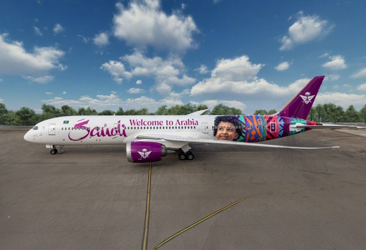 الخطوط السعودية تكشف بالتعاون مع الهيئة السعودية للسياحة عن طائرتها المتوشحة بشعار روح السعودية, "Welcome to Arabia”