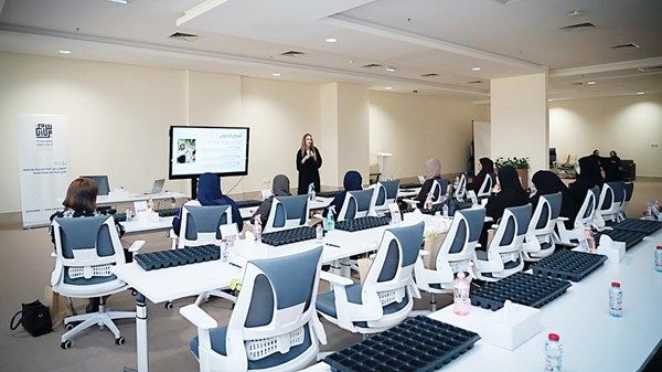 «سيدات أعمال عجمان» ينظم جلسة «الزراعة المستدامة»
