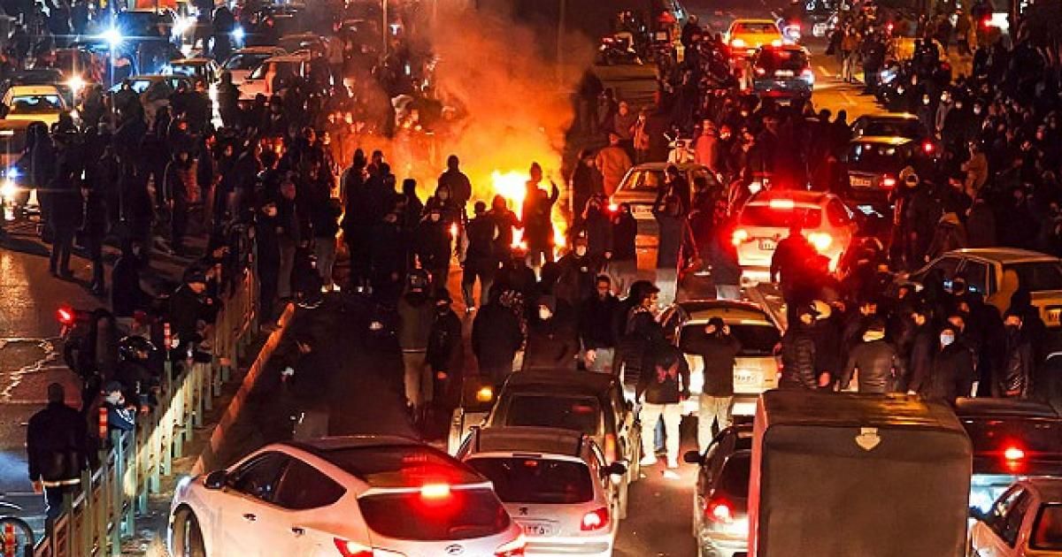 مسؤول إيراني: مقتل 5 آلاف في الاحتجاجات