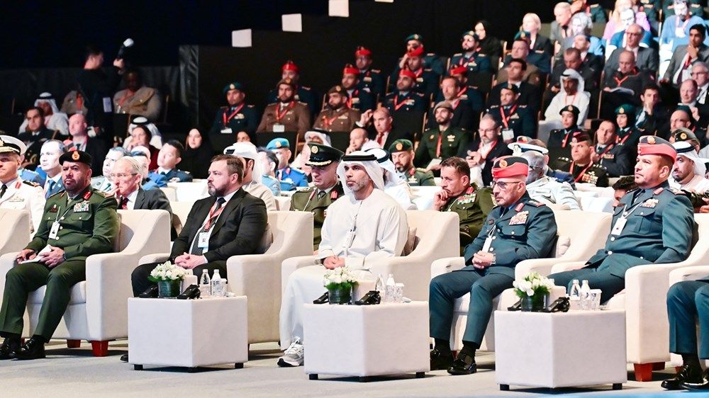 برعاية حمدان بن محمد بن زايد.. «الدفاع الدولي» يناقش في أبوظبي التحول الأمني والاستقلالية الذكية