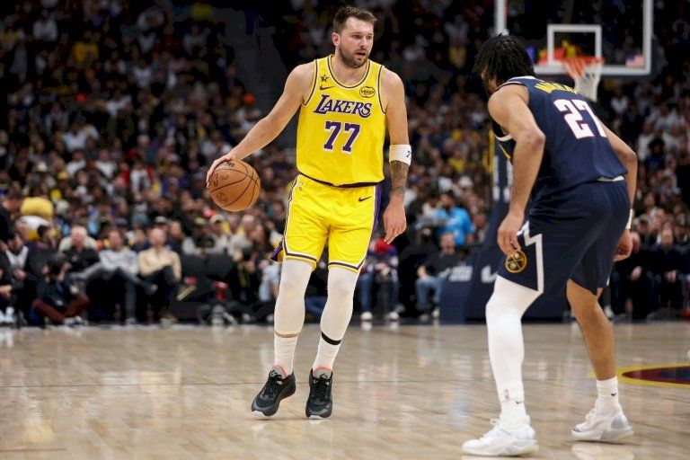 أن بي ايه: تريبل دابل لدونتشيتش في فوز ليكرز على ناغتس