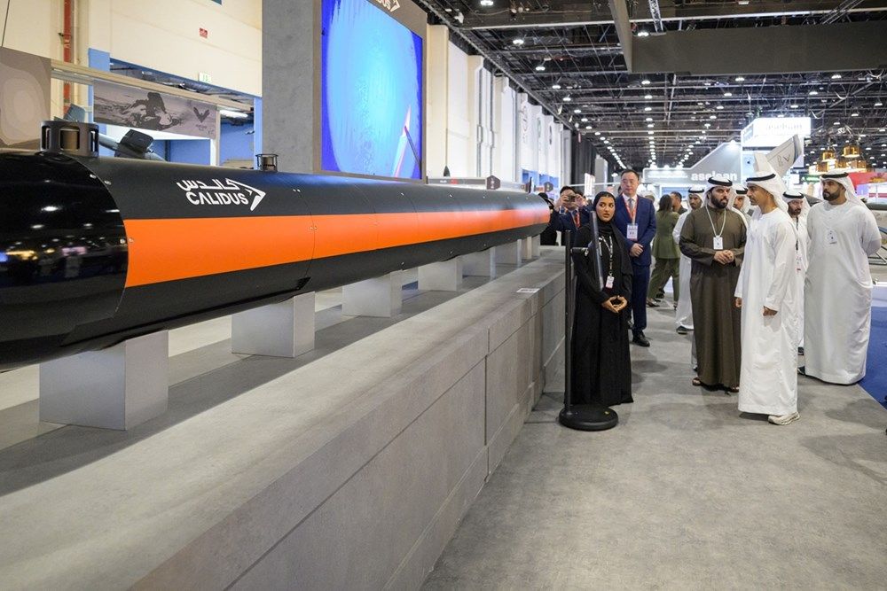 حمدان بن محمد بن زايد يزور معرضَي «يومكس» و«سيمتكس» 2026