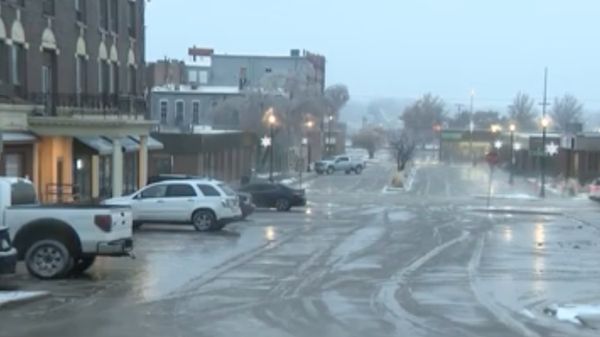 عاصفة جليدية تهدد جنوب الولايات المتحدة