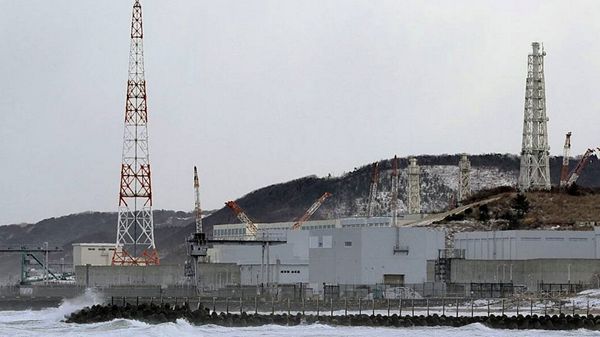 اليابان تغلق مفاعلاً بأكبر محطة نووية في العالم بعد ساعات من تشغيله