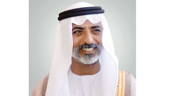 نهيان بن مبارك يطلق برنامج «تواصل» من الظفرة