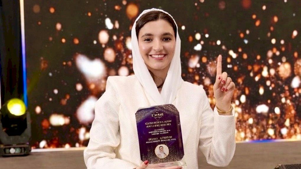 من هي سلاف الجهني القائدة الشابة الأكثر إلهاماً عالمياً؟ (فيديو)