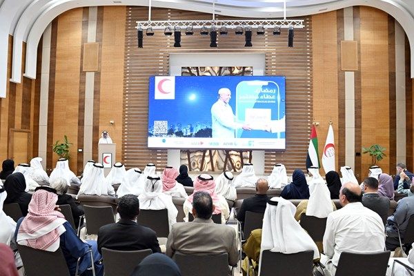 1.5 مليون مستفيد من برامج الهلال الأحمر الرمضانية داخل الدولة وخارجها