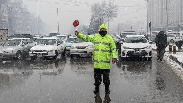 مقتل 9 أطفال جراء أمطار غزيرة وعواصف في أفغانستان