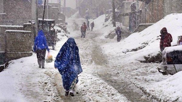 الثلوح والأمطار الغزيرة تودي بحياة 61 شخصاً في أفغانستان