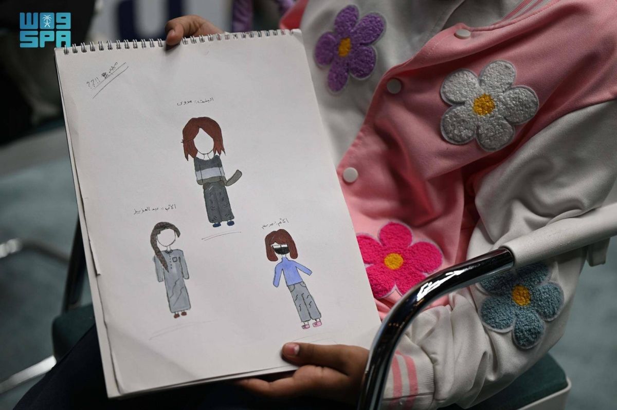 المقهى الثقافي بتبوك يفتح 
نافذة الشباب على عالم الرسوم المتحركة