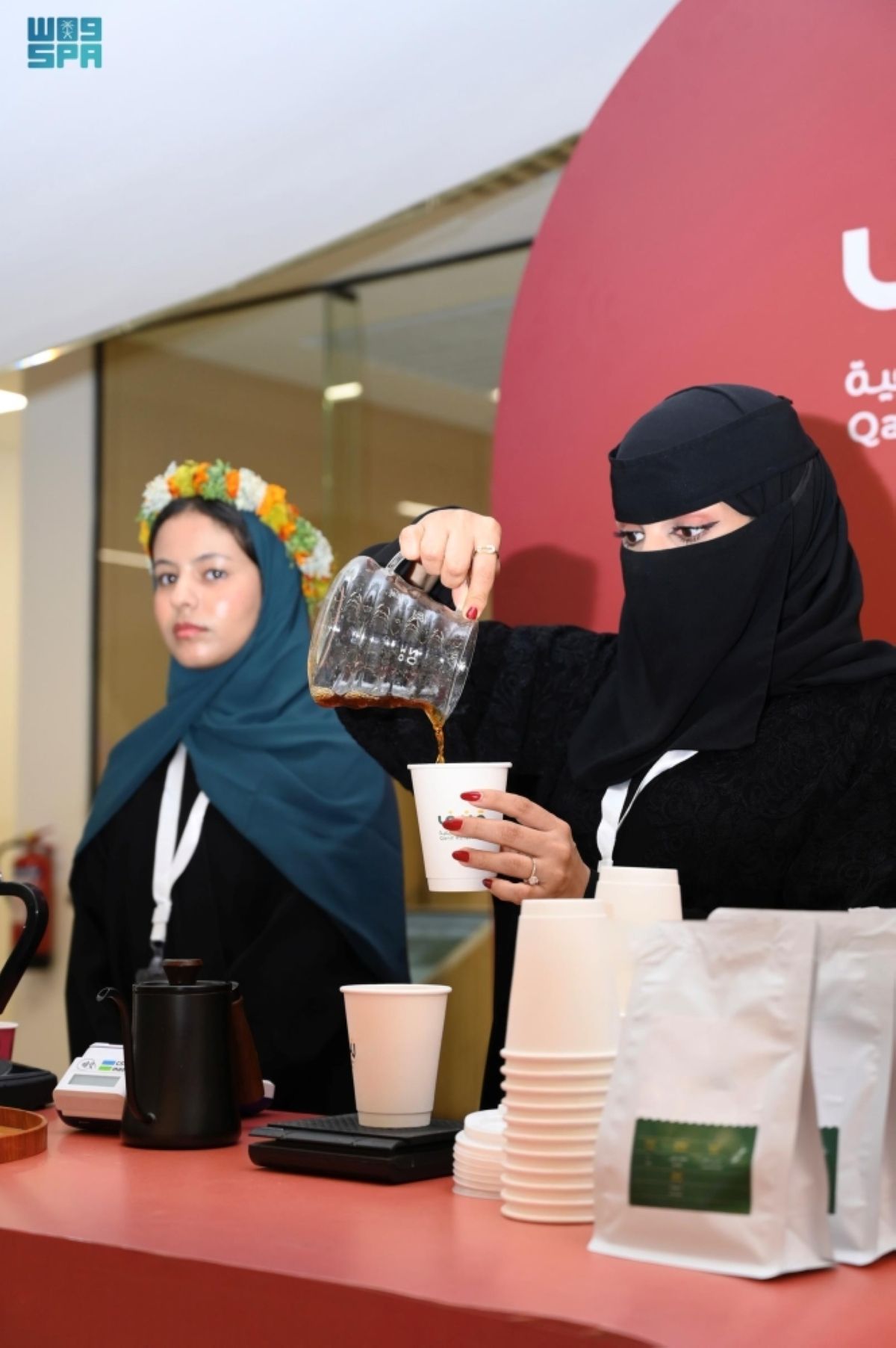 تجارب القهوة المختصة 
تثري فعالية «أدب وقهوة» بجازان