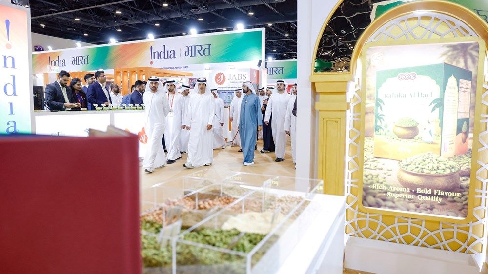 محمد بن راشد: الإمارات تواصل ترسيخ مكانتها مركزاً عالمياً للتجارة وصناعة الغذاء