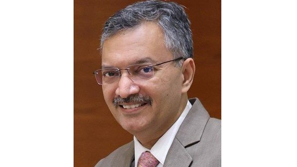 سفير الهند لدى الدولة: شراكتنا مع الإمارات نموذج للتعاون الاستراتيجي والتنموي