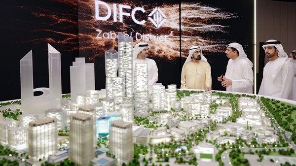 محمد بن راشد يطلق المرحلة الثانية من مركز دبي المالي العالمي «زعبيل ديستريكت»