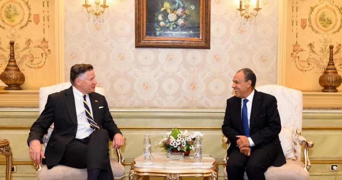 القاهرة واشنطن تبحثان نشر قوات دولية في غزة