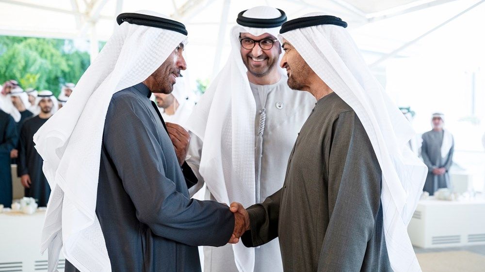 رئيس الدولة يستقبل وفد «مصدر» بمناسبة الذكرى العشرين لتأسيس الشركة