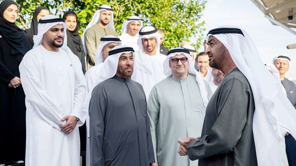 رئيس الدولة يستقبل وفد «مصدر» بمناسبة الذكرى العشرين لتأسيس الشركة