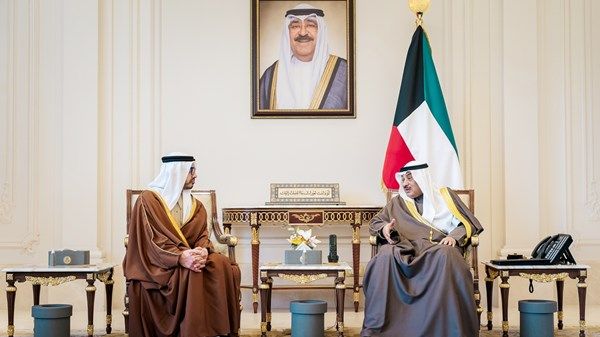 ولي عهد الكويت يستقبل عبد الله بن زايد