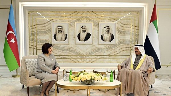 صقر غباش يستقبل رئيسة الجمعية الوطنية في أذربيجان