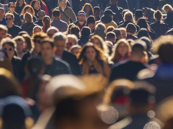 تباطؤ النمو السكاني في أميركا مع تراجع نسبة الهجرة