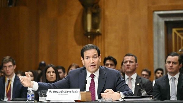 توقعات أميركية بتمثيل دبلوماسي دائم في فنزويلا قريباً