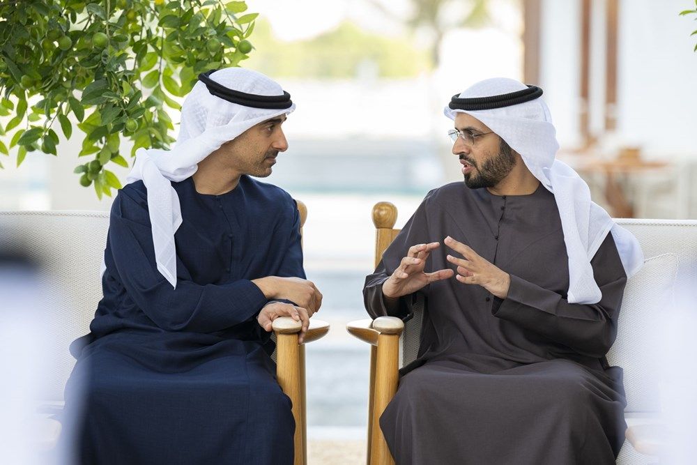 رئيس الدولة يستقبل وزير الدفاع الكويتي الذي يقوم بزيارة عمل يشارك خلالها في فعاليات «الإمارات والكويت.. إخوة إلى الأبد»