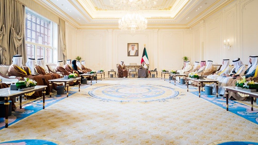 ولي عهد الكويت يستقبل عبد الله بن زايد