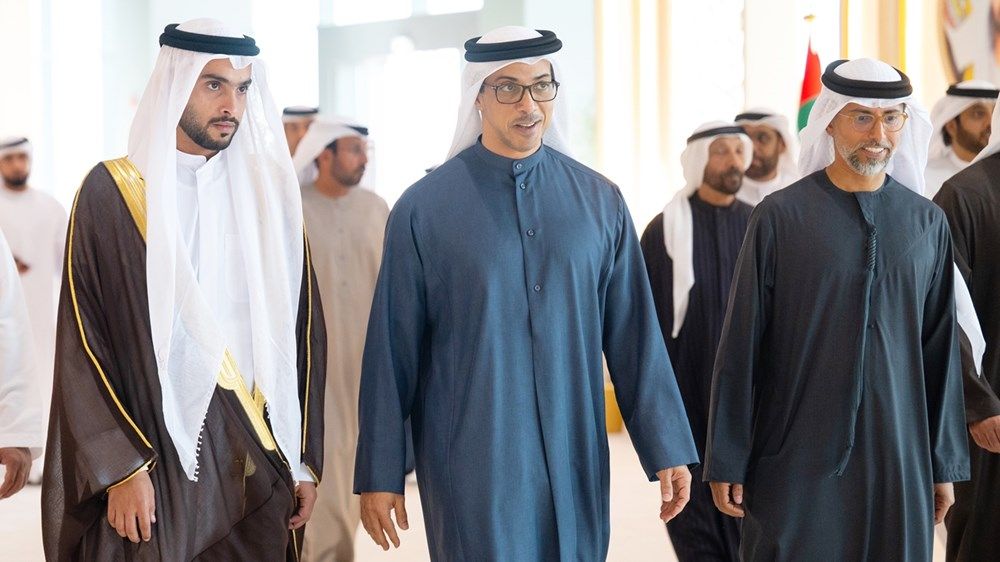 منصور بن زايد يحضر أفراح المزروعي