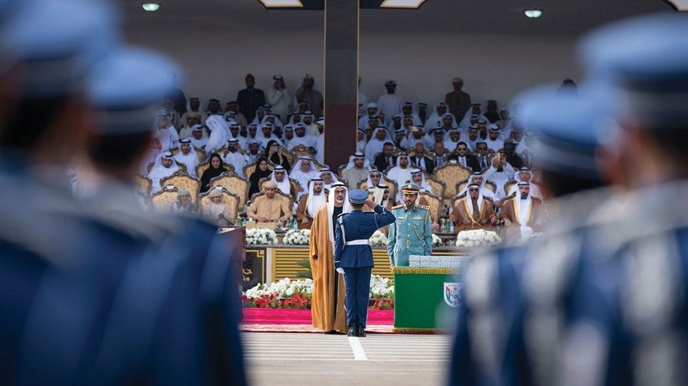 تحت رعاية رئيس الدولة.. خالد بن محمد بن زايد يشهد حفل تخريج كلية الشرطة