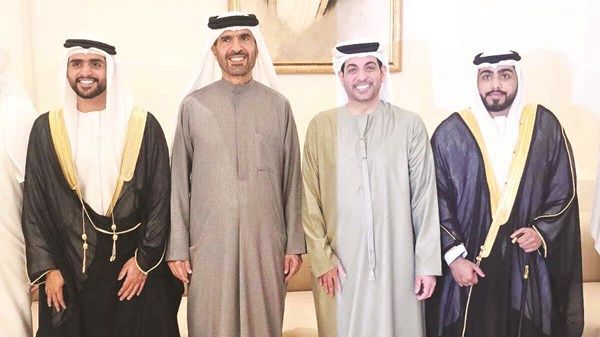 فيصل بن صقر يحضر أفراح العلي والحوسني والمهيري بأبوظبي