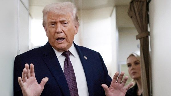 ترامب يعتزم إعلان مرشحه لرئاسة البنك المركزي