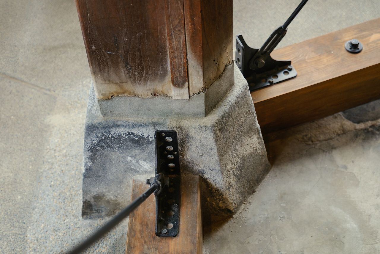 اليابان | قهوة بنكهة الماضي: تجربة محلية في كافيه على ضفاف النهر في اليابان