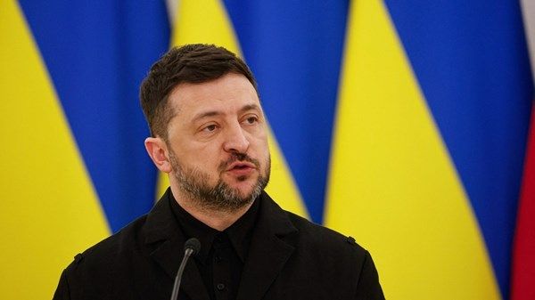 زيلينسكي يشيد بالدعم التشيكي لأوكرانيا