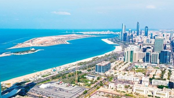 فبراير شهر القمم والفعاليات العالمية في الإمارات