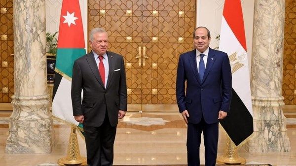 السيسي وعبدالله الثاني يؤكدان ضرورة التنفيذ الكامل لاتفاق وقف الحرب في غزة