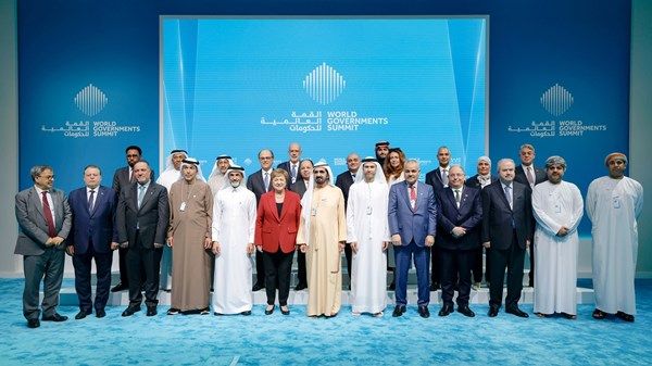 محمد بن راشد يلتقي وزراء المالية العرب المشاركين في منتدى المالية العامة للدول العربية بنسخته العاشرة