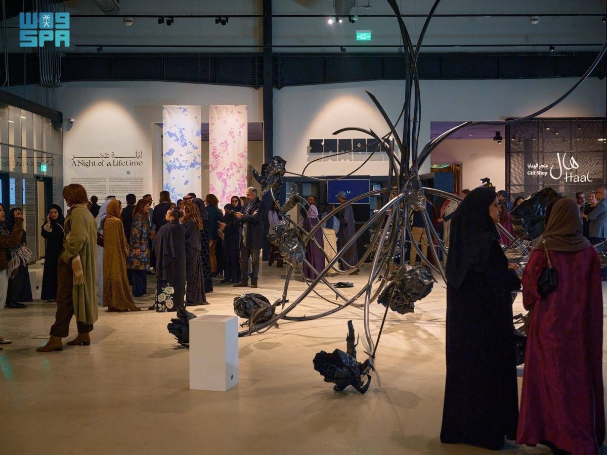 «ليلة عمر» .. تجربة فنية متعددة الوسائط تمزج بين التقاليد والحداثة