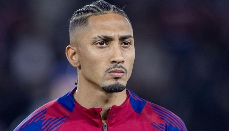 صدمة في “كامب نو”.. إصابة رافينيا تُربك حسابات فليك قبل موقعة الكأس والدوري