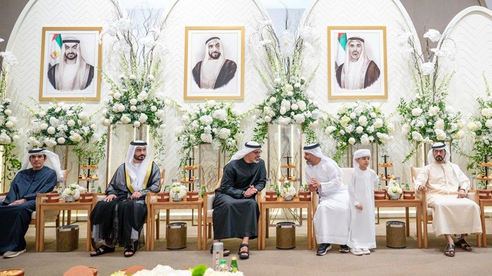 خالد بن محمد بن زايد يحضر حفل استقبال بمناسبة زفاف محمد أحمد علي الهاشمي