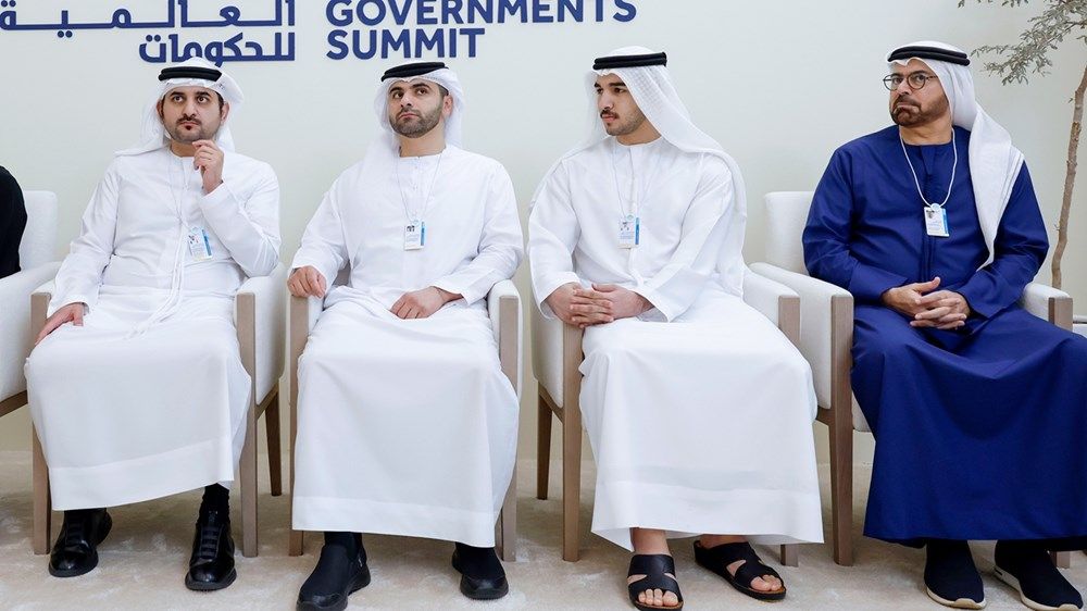 محمد بن راشد يلتقي رئيس إستونيا