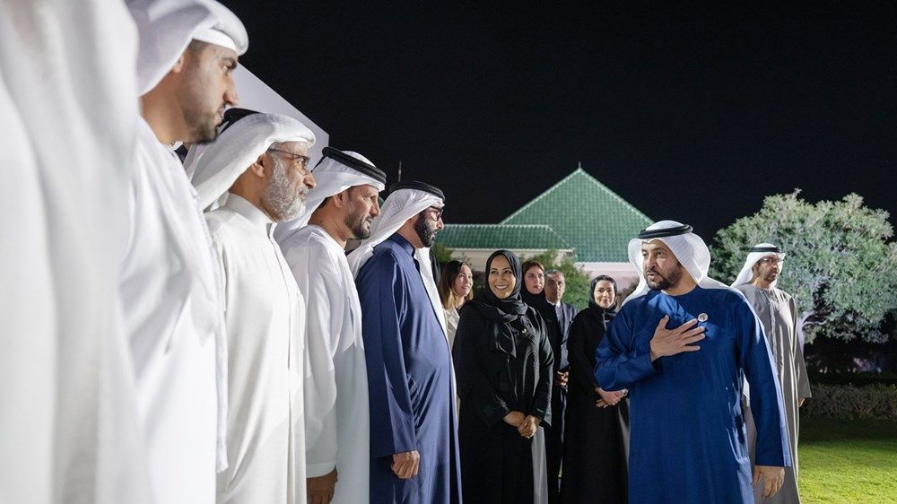 حمدان بن زايد يكرِّم الفائزين بالدورة الثانية من جائزة الشيخ حمدان بن زايد البيئية