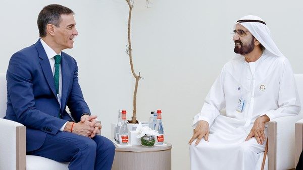 محمد بن راشد يلتقي رئيس وزراء إسبانيا ويبحثان تعزيز التعاون بين البلدين