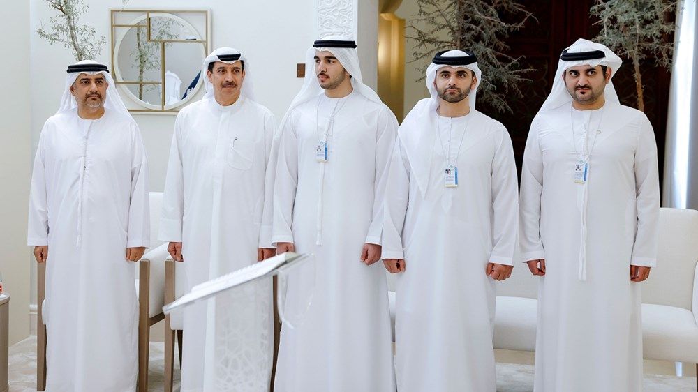 أمام محمد بن راشد.. ثلاثة قضاة في محاكم مركز دبي المالي العالمي يؤدون اليمين القانونية