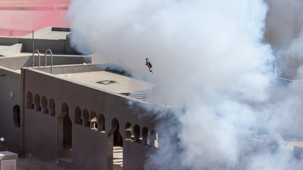 بحضور وزير دفاع أذربيجان.. حمدان بن محمد يشهد تمرين «درع السلام 2026»